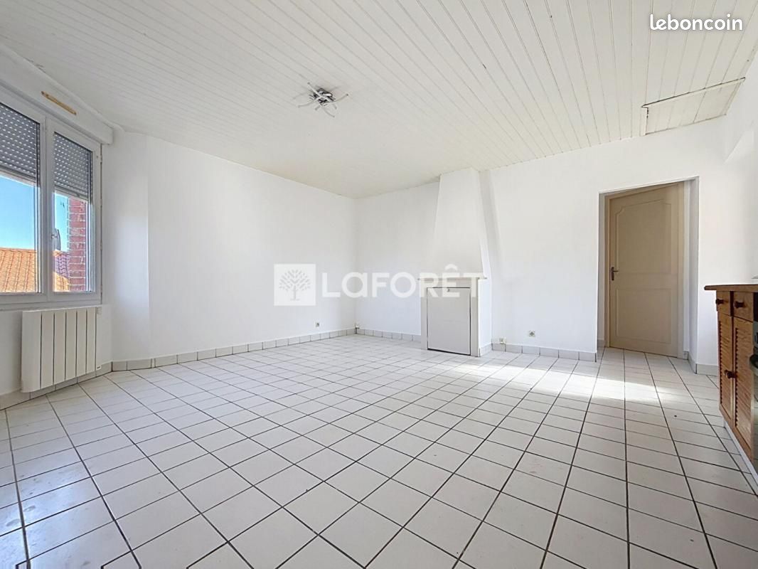 Appartement 2 pièces 37 m² · à Lys-Haut-Layon · 37 m² · 480 €/mois