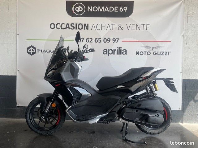 Aprilia SRGT 400 (image 5)
