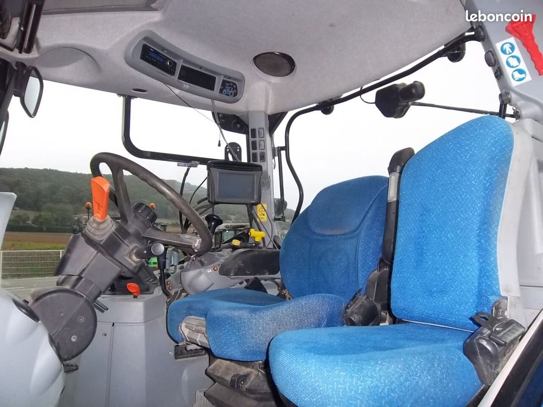 New Holland T6.140 ELECTRO COMMAND (image 2)