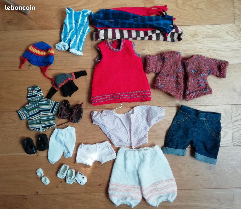 Vêtements pour poupée (image 1)