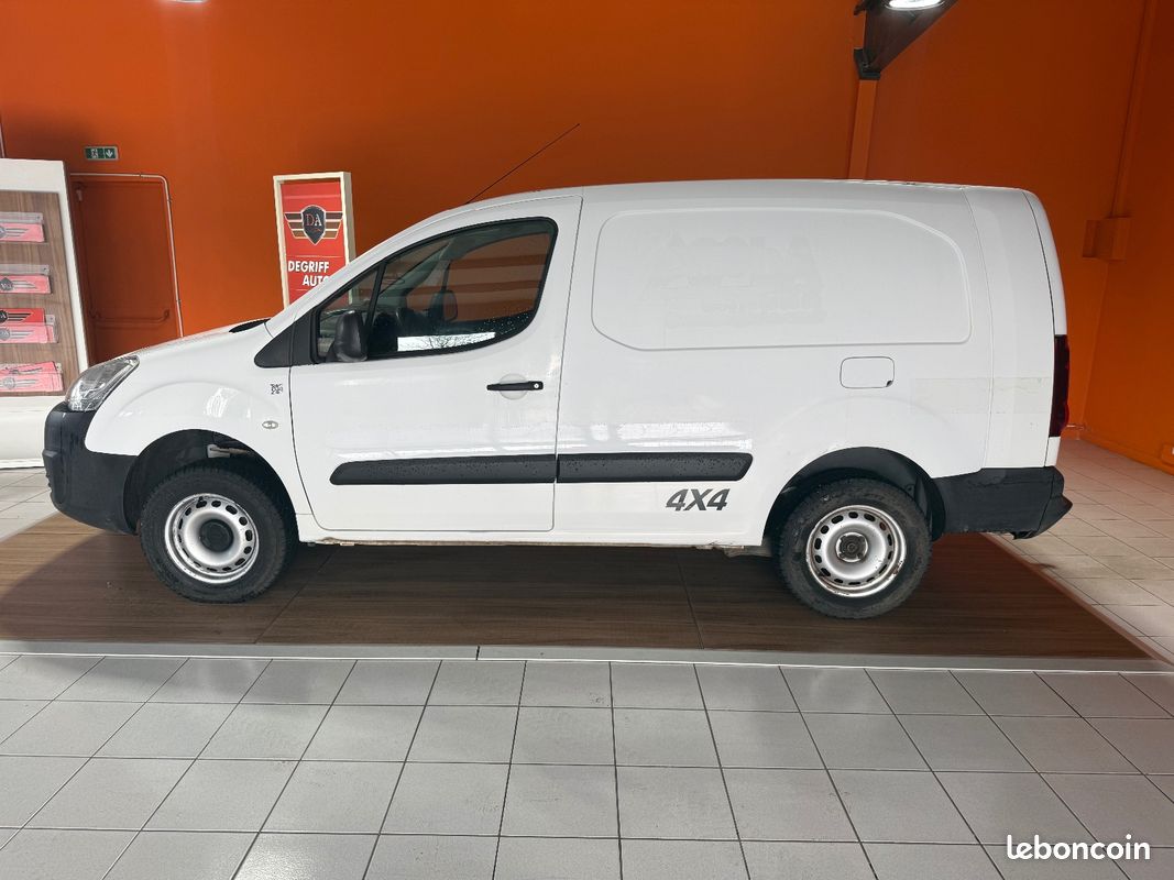 Citroen berlingo fourgon xl bluehdi 100 club (image 3)