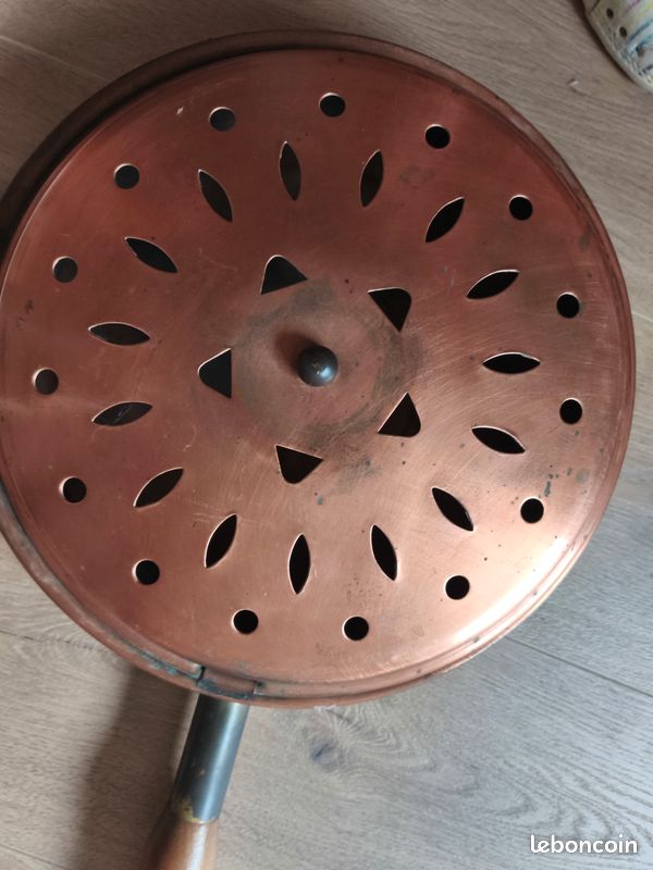 Plat à Châtaignes En Cuivre Du 19ème - Antiquité Française Originale