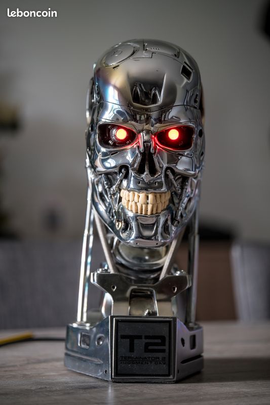 BUSTE ANIMÉ ROBOT TERMINATOR T-800 (VIDÉO