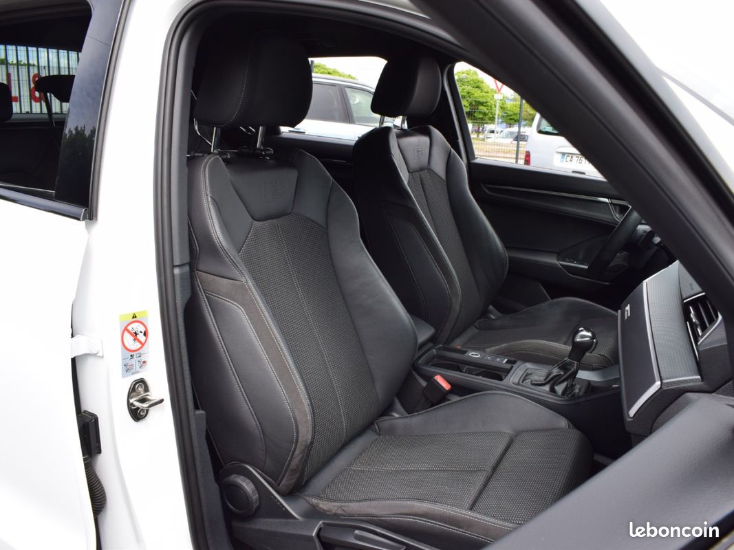 AUDI Q3 35 TDI 150 CV S-LINE S-TRONIC / 1ère MAIN / CROCHET D'ATTELAGE / PACK BLACK (image 11)