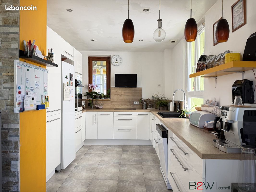 Maison 7 pièces 135 m² · à Strasbourg · 135 m² · 450 000 €