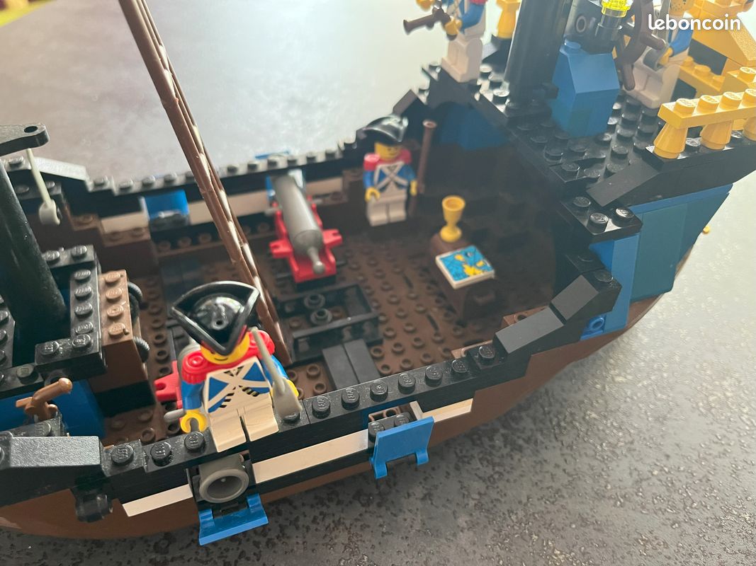 LEGO 6274 Le Bateau à voile des Caraïbes Collection