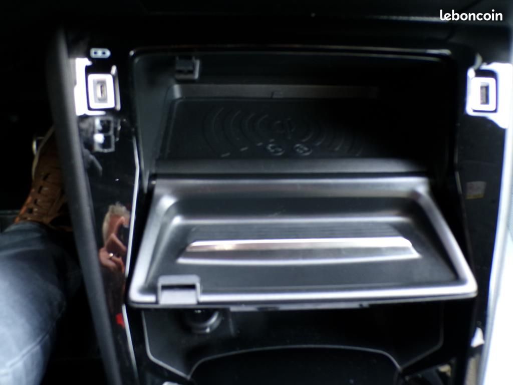 Peugeot 208 1.5 BLUEHDI 100 cv GT LINE (image 26)