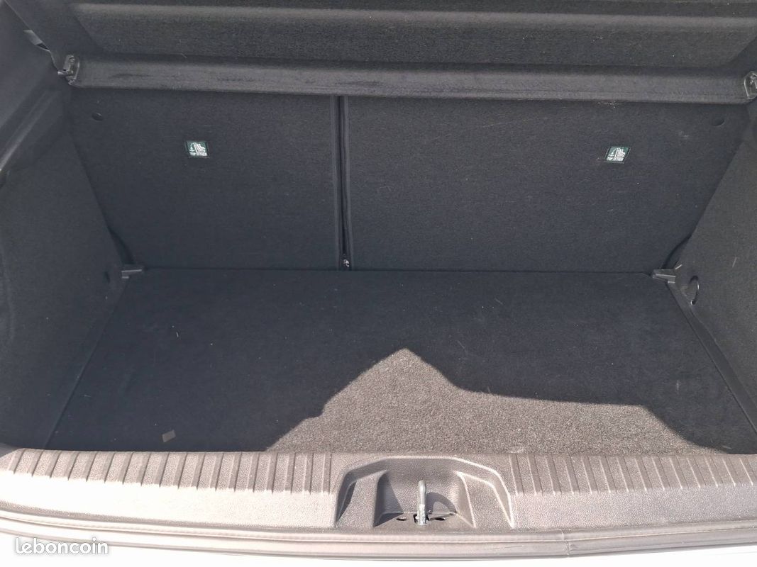 RENAULT Clio TCe 90 Equilibre (image 9)