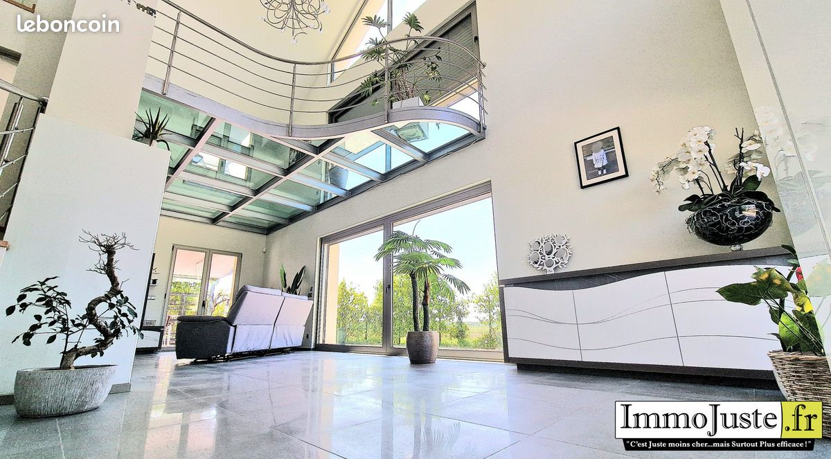 Propriété 10 pièces 260 m² — photo 1
