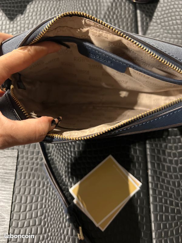 Vends sac Mickael Kors (image 3)