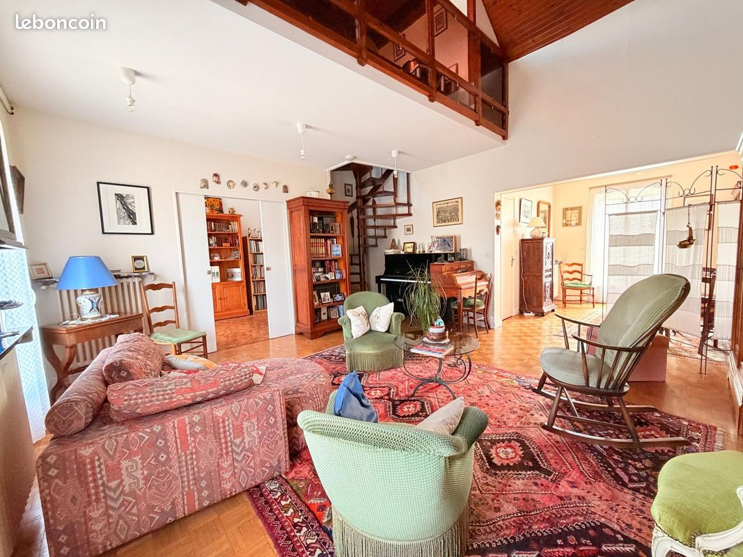 Maison 5 pièces 123 m² · à Orléans · 123 m² · 365 000 €