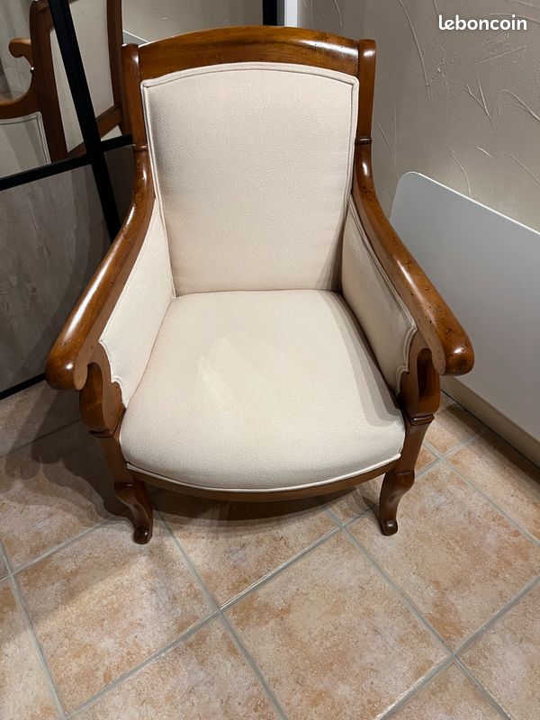 Fauteuil XIX merisier massif (image 1)
