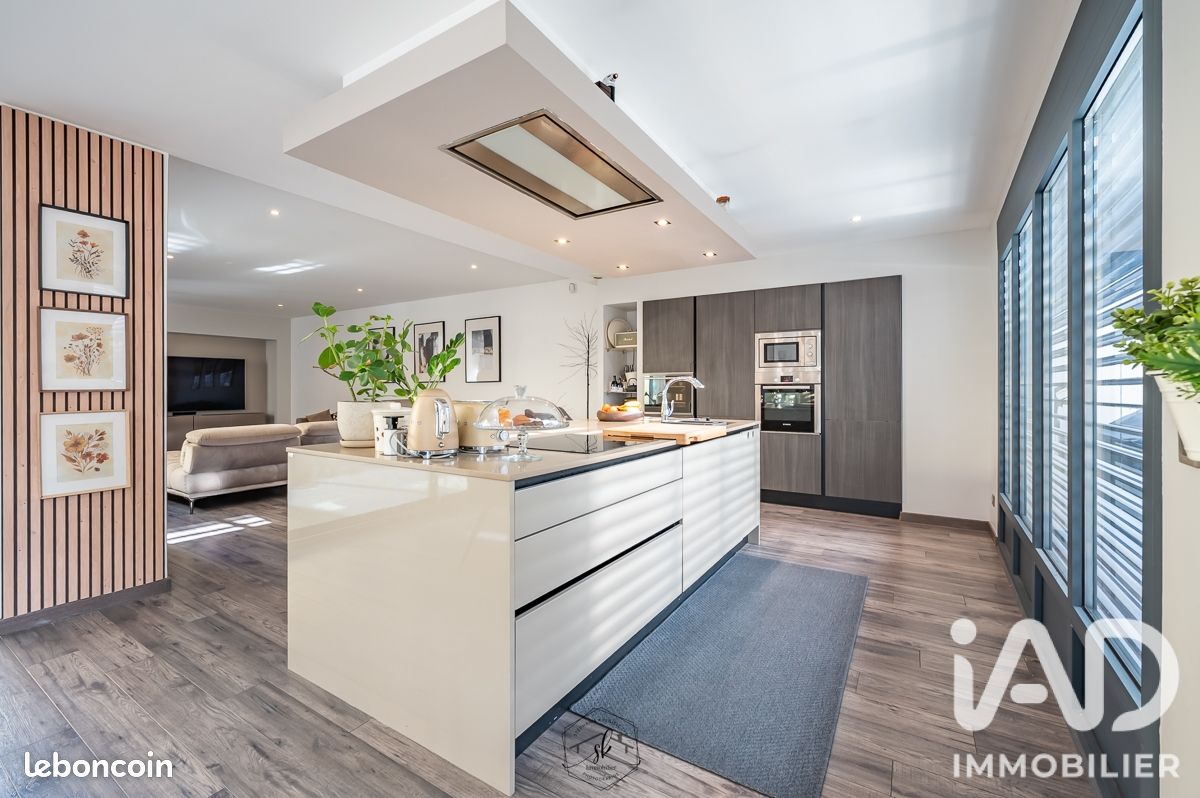 Maison 6 pièces 220 m² · à Yutz · 220 m² · 499 000 €