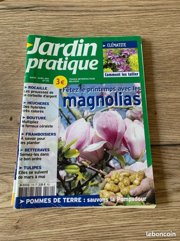 Magazines (image 5)