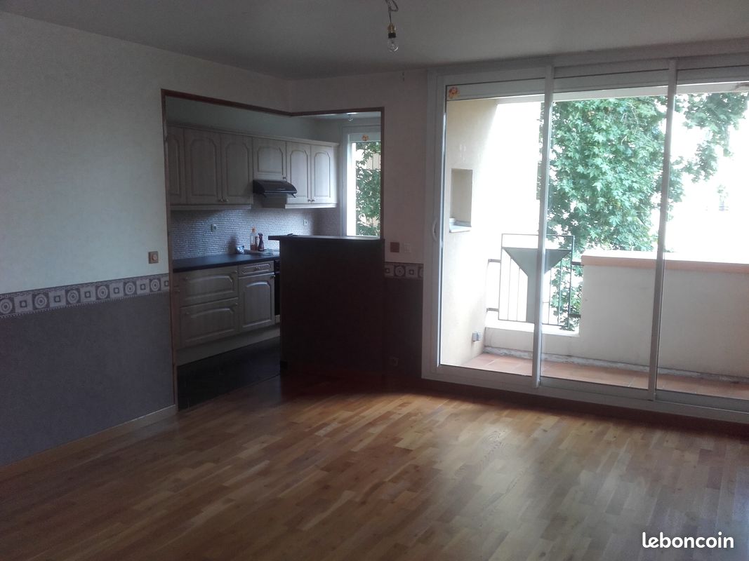 Appartement 3 pièces 71 m² · à Corbeil-Essonnes · 71 m² · 1 185 €