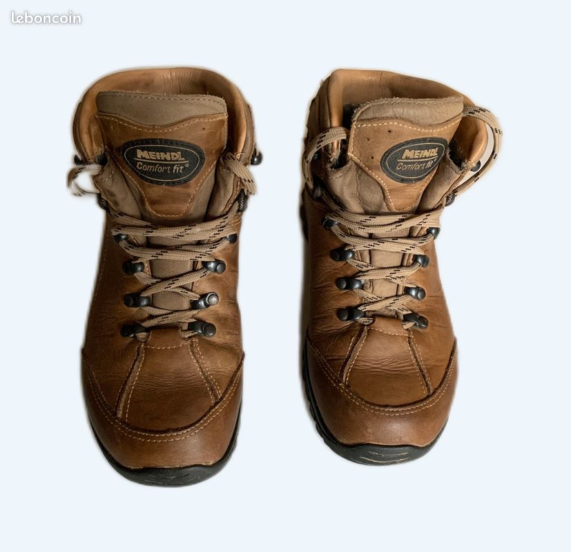 Chaussures de randonnée en cuir marque MEINDL Chaussures