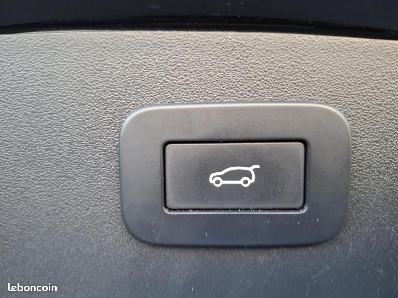 Jaguar E-Pace P300e PHEV R-Dynamic Black BVA AWD (image 9)