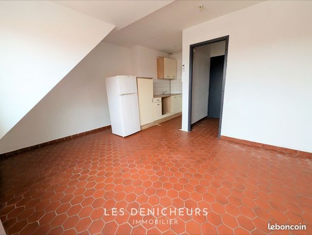 Studio 1 pièce 22 m²