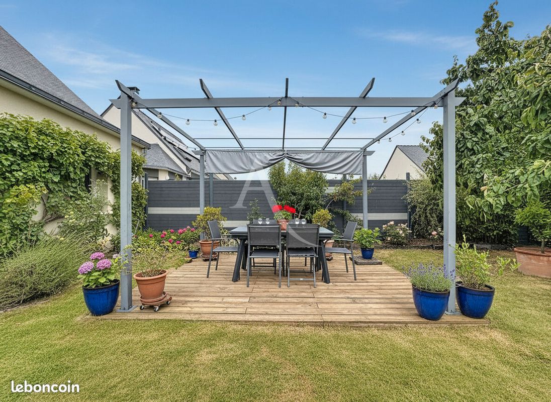 Maison 6 pièces 130 m² · à Saint-Barthélemy-d'Anjou · 130 m² · 392 300 €