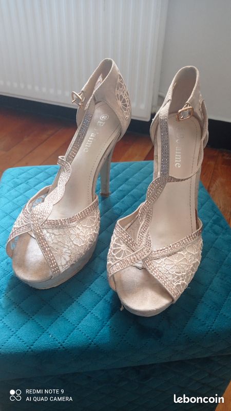 Chaussures à talons femme en dentelle beige transparente - Occasion (image 1)