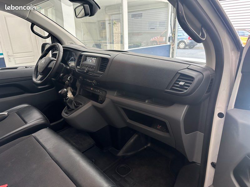 Citroën Jumpy FOURGON FGN M BLUEHDI 120 S&S BVM6 CLUB (image 4)