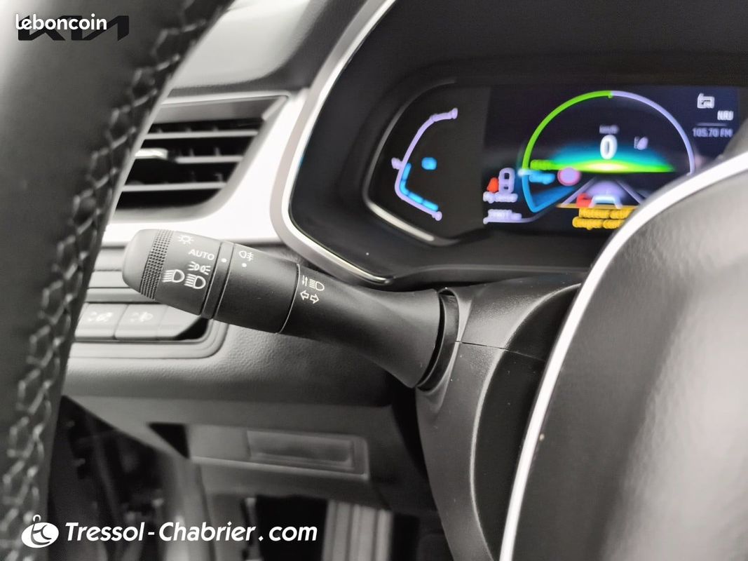 RENAULT Captur E-Tech 145 - 21 Intens (image 21)