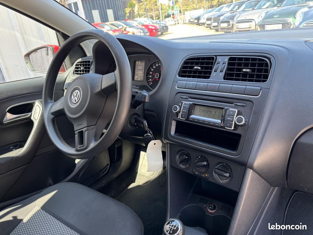 VOLKSWAGEN POLO 1.2 TDI CR FAP - 75 V 6R Trendline (image 13)