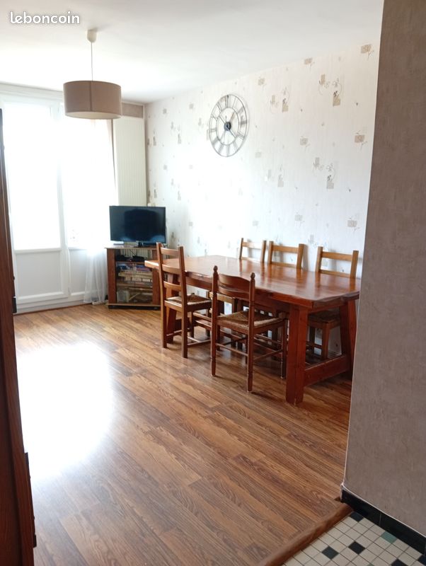 Appartement 4 pièces 65 m² · à Roanne · 65,3 m² · 75 000 €