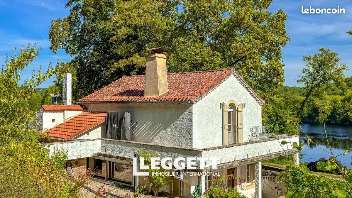 Maison 7 pièces 135 m² · à Albas · 135 m² · 315 000 €
