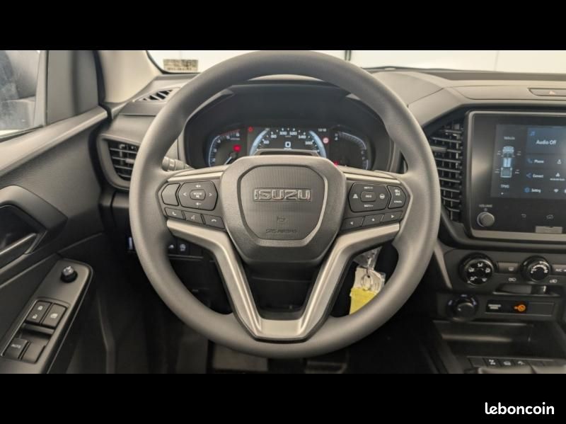 Isuzu D-Max 2.2 Ddi 164ch B-Strong Space M/T - DISPO BLANC / GRIS C / GRIS F / ORANGE (image 9)