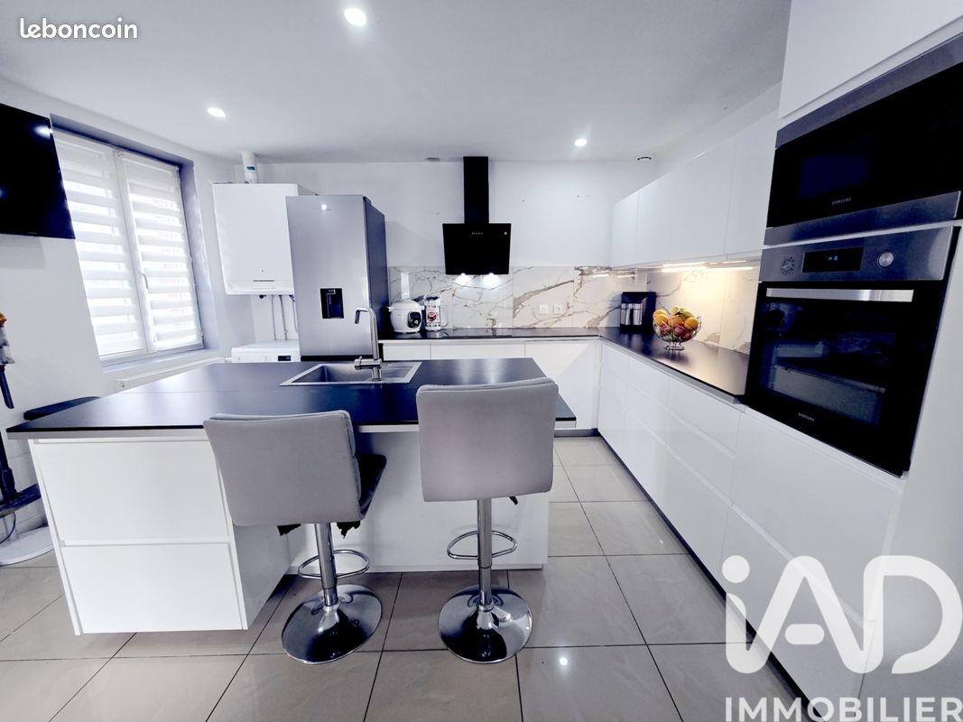 Maison 5 pièces 147 m² · à Ingré · 147 m² · 249 900 €