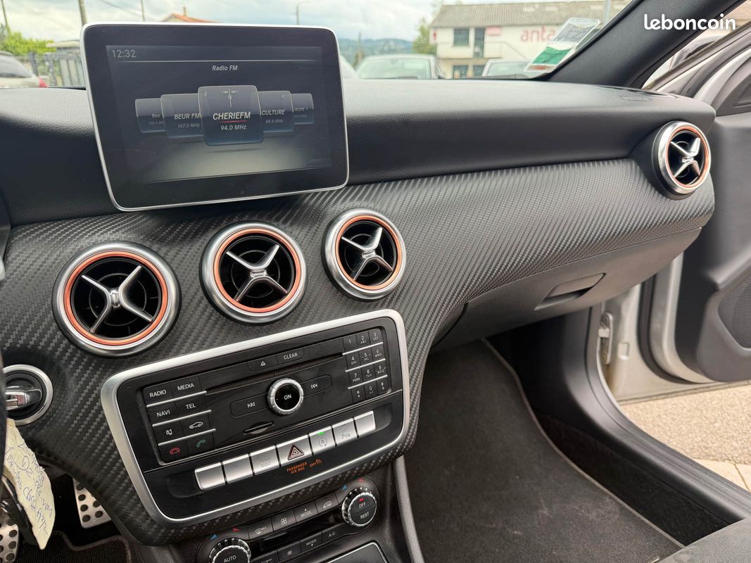 Mercedes classe a 180d 109ch fascination pack amg 7g-dct garantie (image 17)