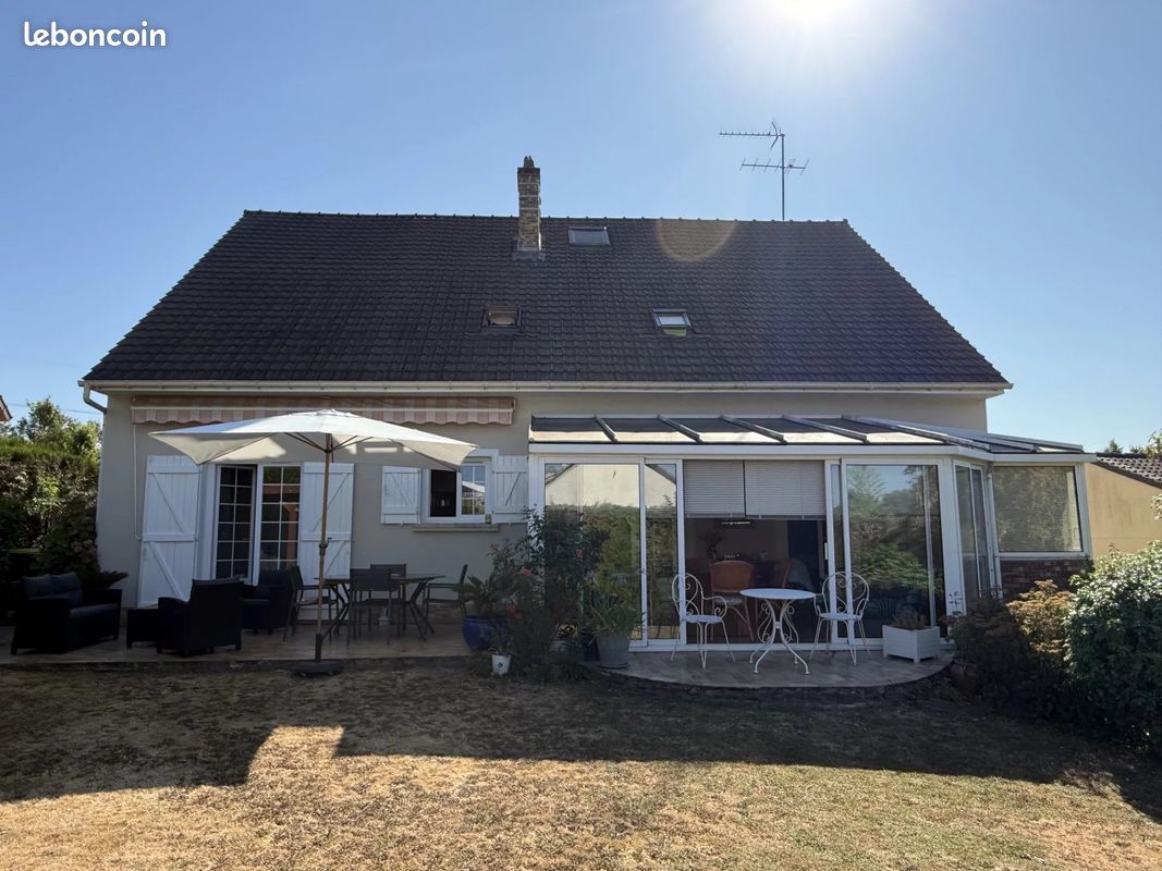 Maison 8 pièces 195 m² · à Ollainville · 195 m² · 489 000 €