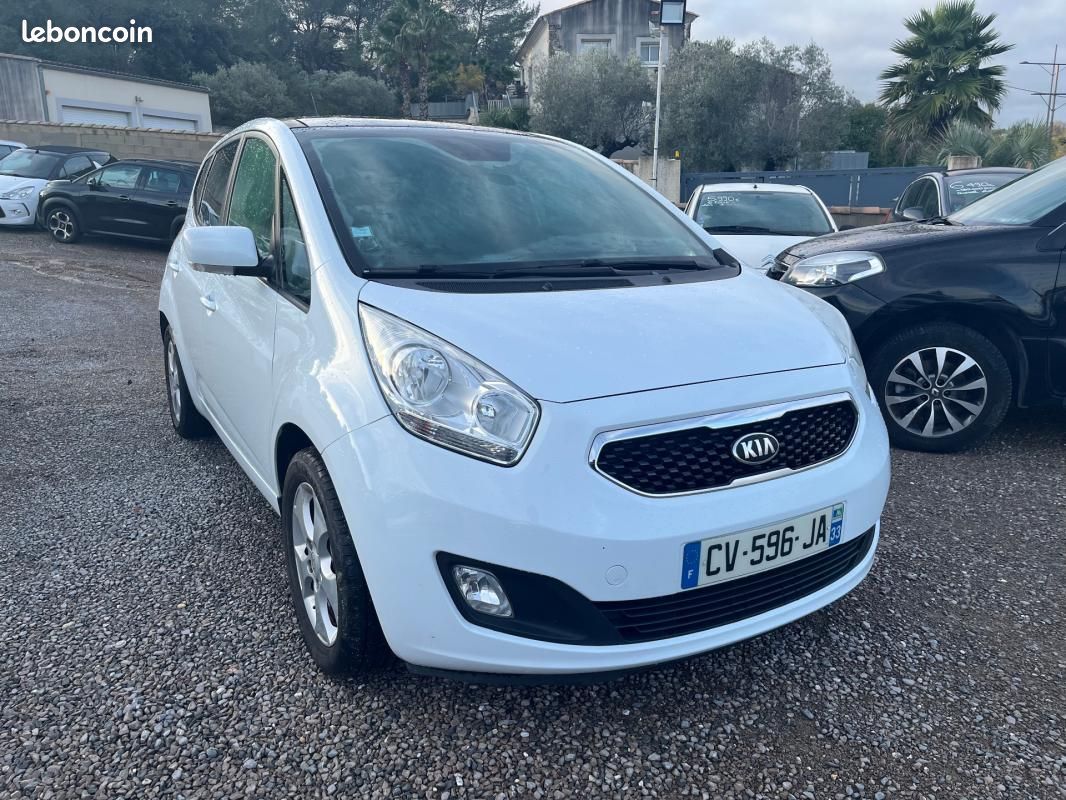 Kia Venga 1.6 CRDi 115 ch Premium (image 1)