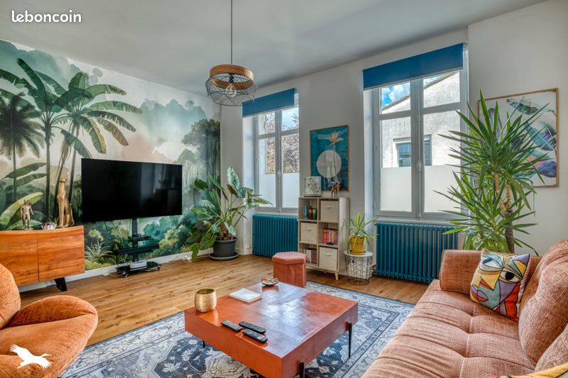 Maison 9 pièces 213 m² · à Sainte-Bazeille · 213 m² · 344 784 €