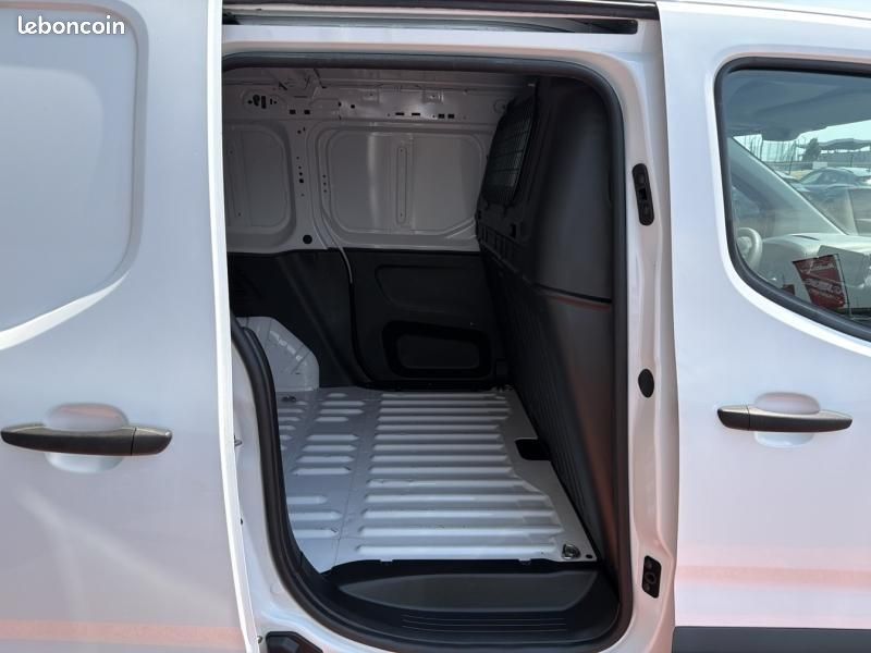 Citroen Berlingo Van M 650kg BlueHDi 75 S&S Control (image 9)