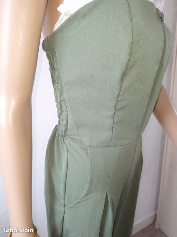 Combinaison Pantalon Bustier Chic à détail bande froncé avec poches (image 4)