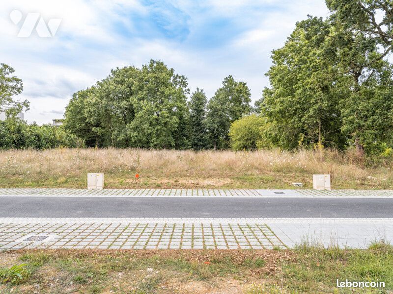 Terrain 247 m² · à La Chapelle-Thouarault · 247 m² · 86 800 €