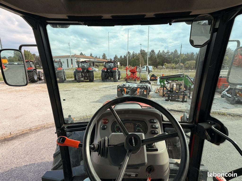 Case IH FARMALL 85A (image 16)