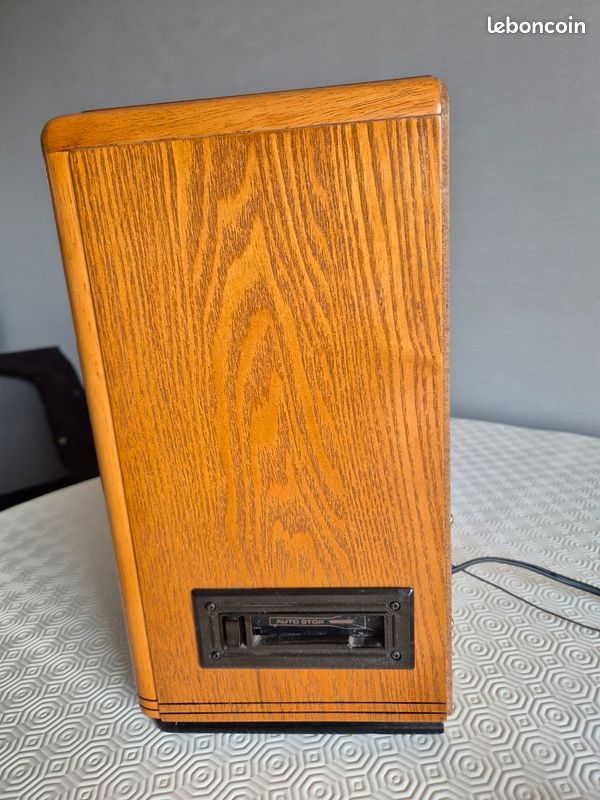 Radio (image 4)
