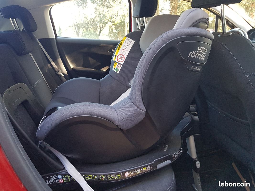 Siege auto Britax Romer Dualfix pivotant < 4 ans (image 3)