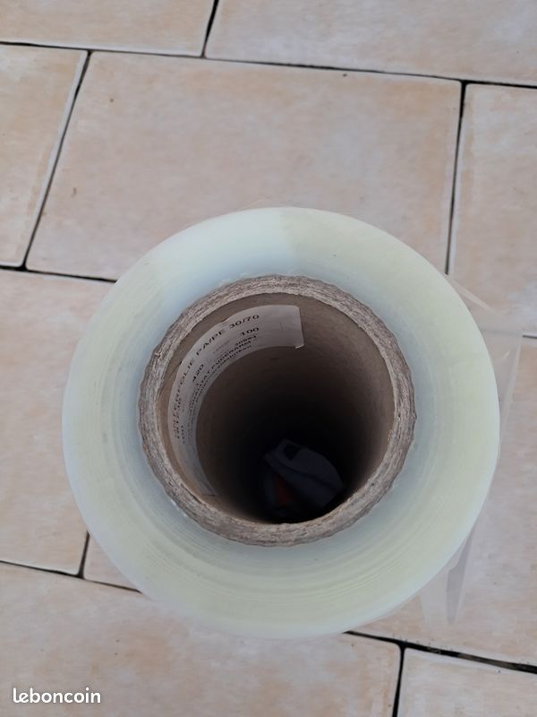 Rouleau de film plastique (image 2)