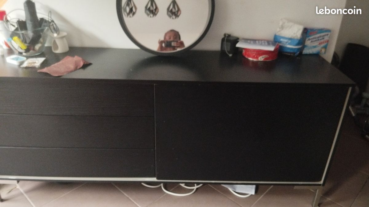 Commode (image 1)