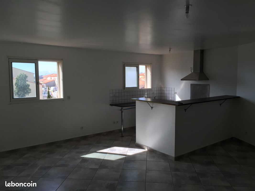 Appartement 4 pièces 75 m² · à Saint-Laurent-de-la-Salanque · 75 m² · 750 €