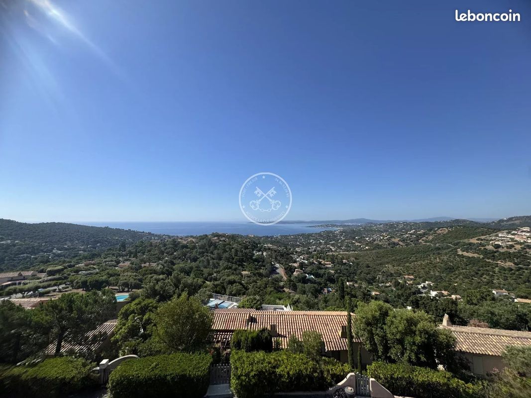 Appartement 1 pièce 23 m² · à Roquebrune-sur-Argens · 23 m² · 650 €/mois