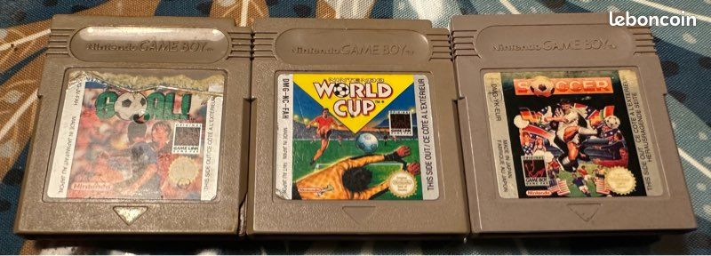 Lot de jeux de foot football Nintendo Gameboy Game Boy World Cup