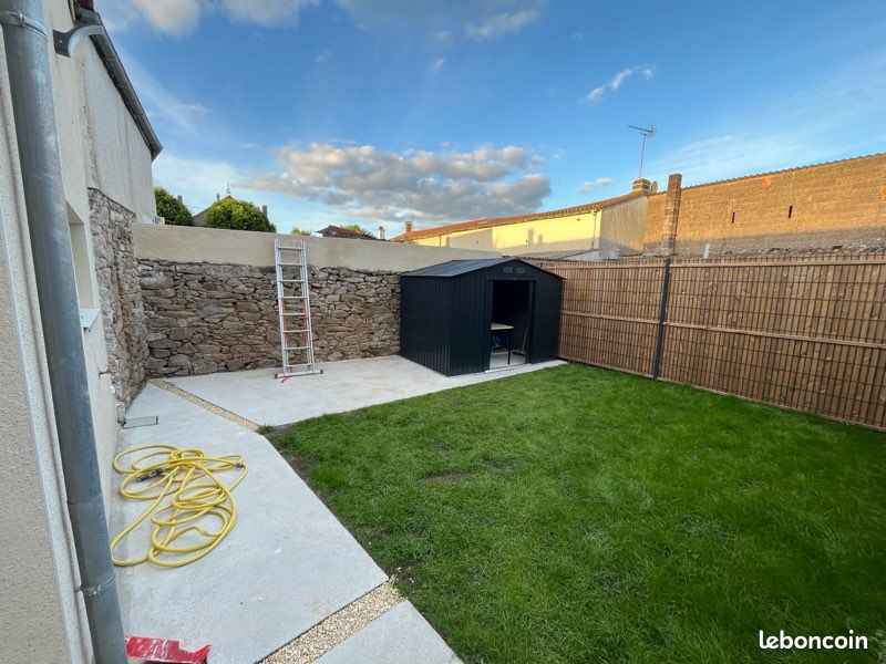 Maison 3 pièces 70 m² · à Les Landes-Genusson · 70 m² · 750 €