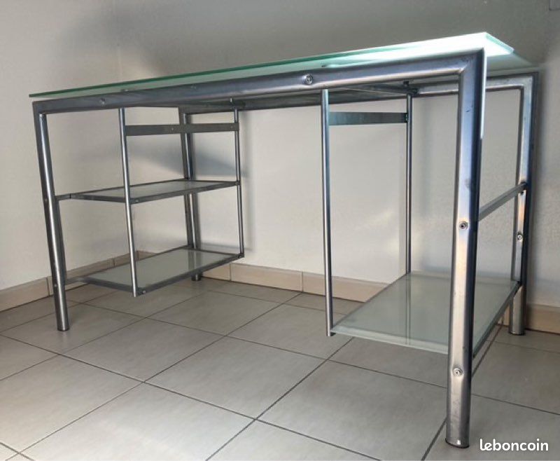 Bureau (image 2)