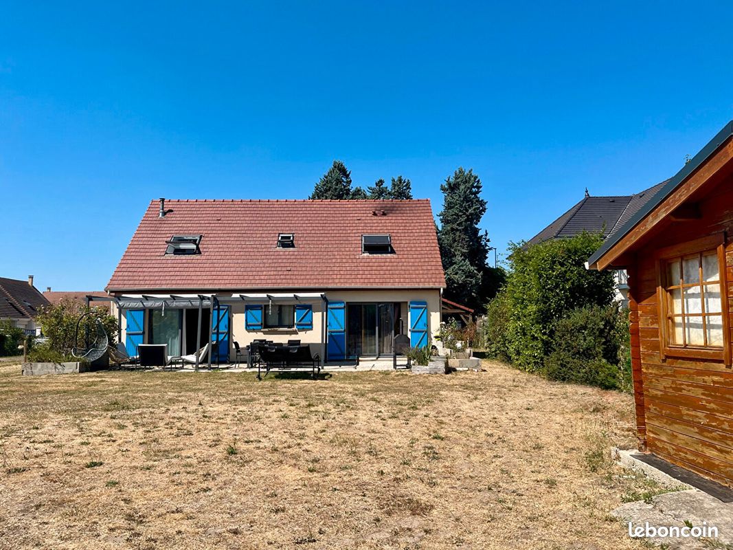 Maison 6 pièces 135 m² · à Criquebeuf-sur-Seine · 135 m² · 255 000 €