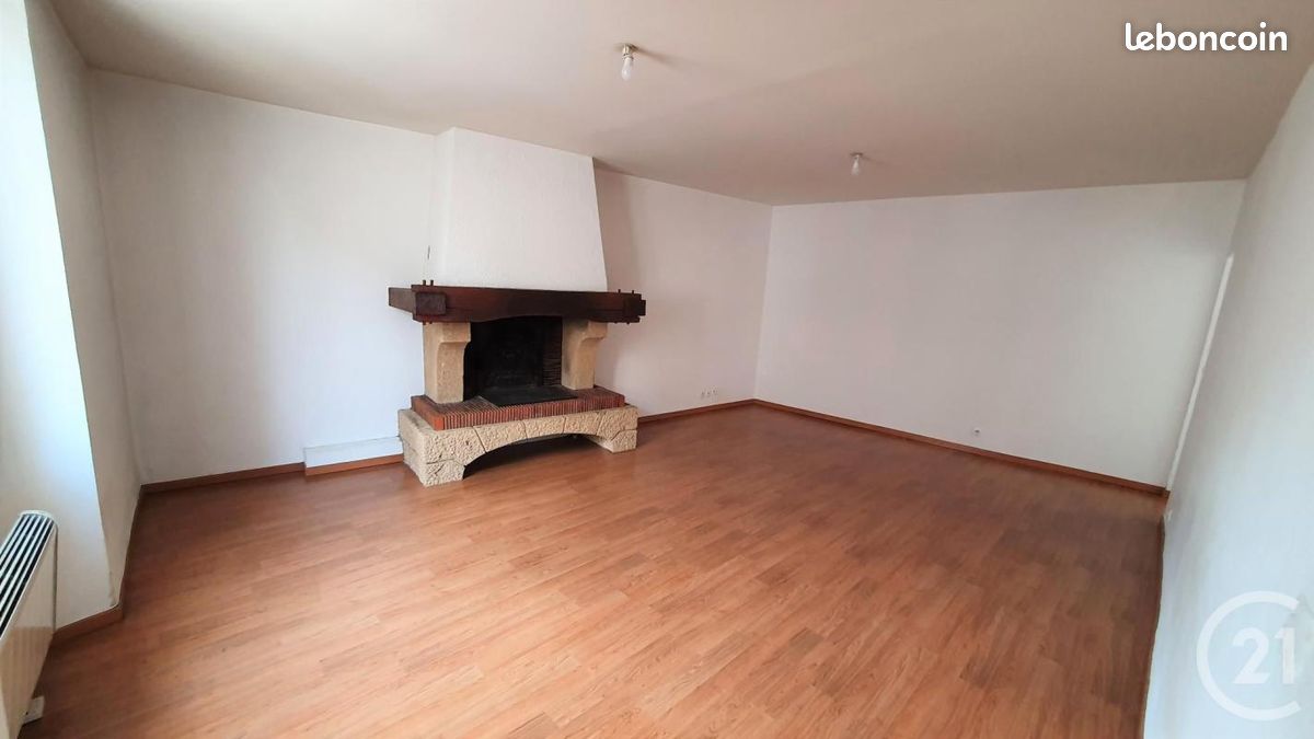 Appartement 4 pièces 64 m² · à Viry-Châtillon · 64 m² · 900 €